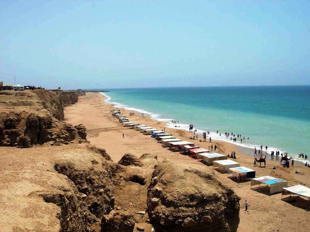 Explore The Best Places To Visit In Karachi - Plan Your Tour With Fly Pakistan