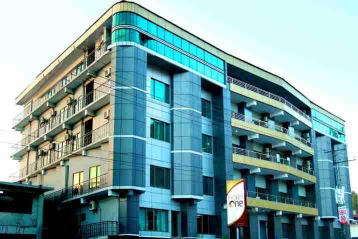 hotel-img