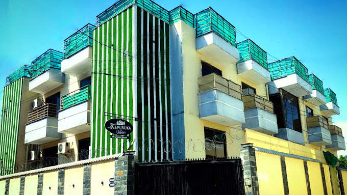 hotel-img