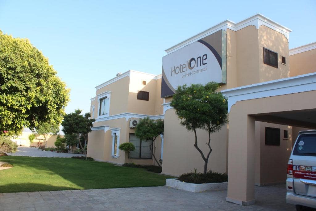 hotel-img
