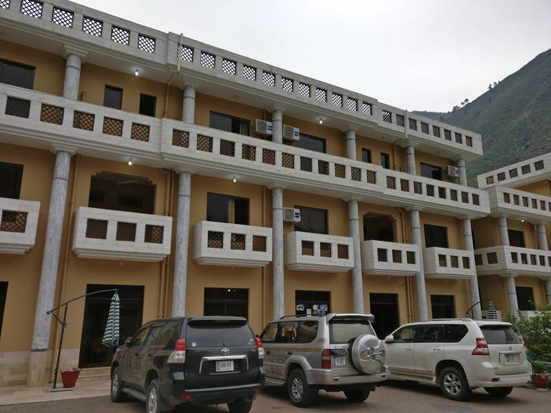 hotel-img