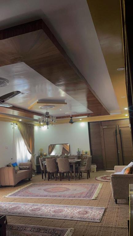 Town Inn Guest House & Hotel Chitral