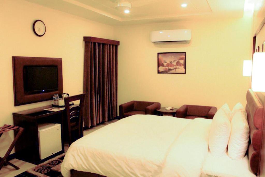 Deluxe Double Room 