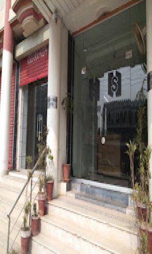 hotel-img