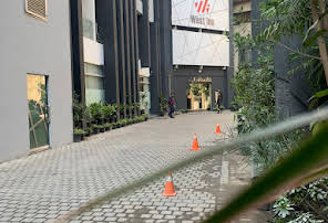 hotel-img