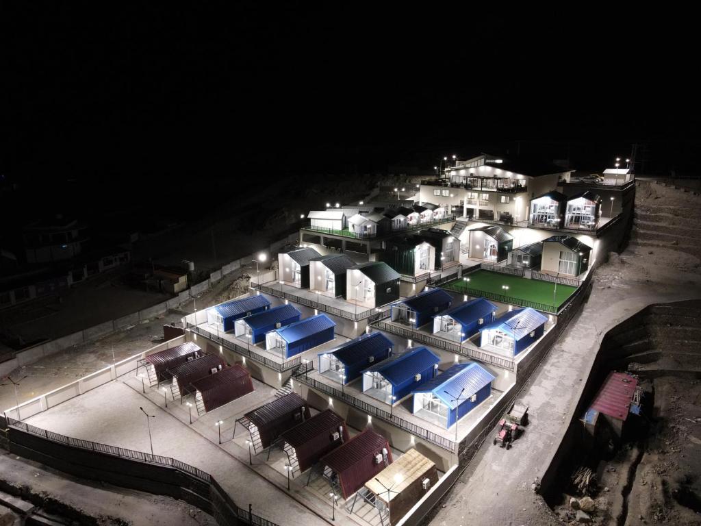 Lodges By Baron Hunza Attabad Lake