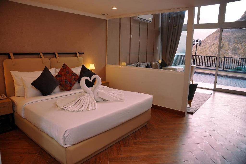 Lodges By Baron Hunza Attabad Lake