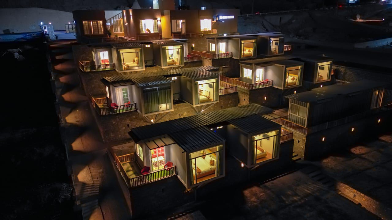 hotel-img