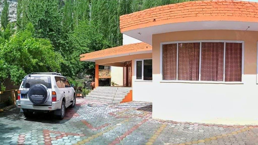 hotel-img