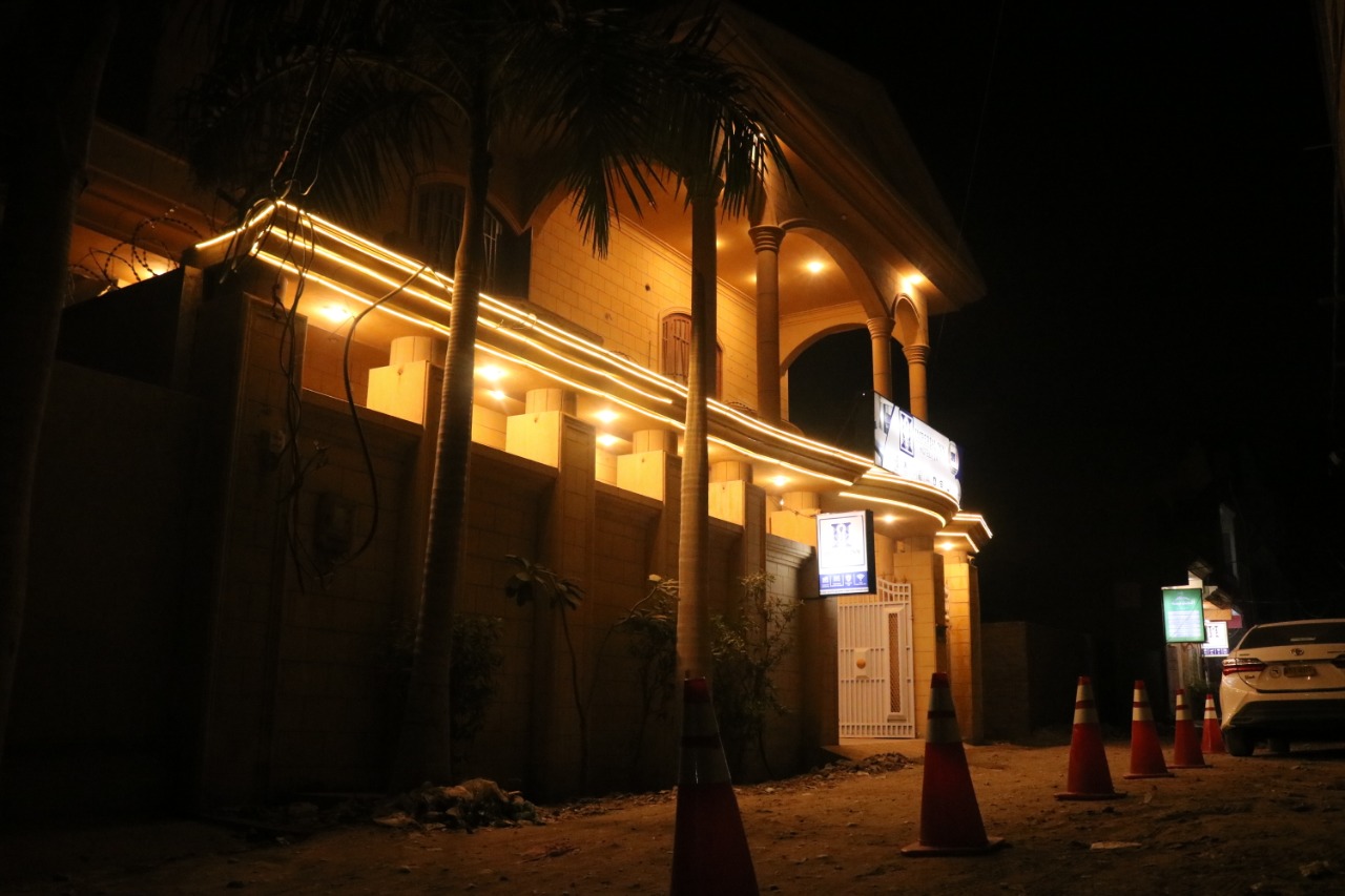hotel-img