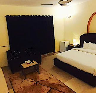 hotel-img