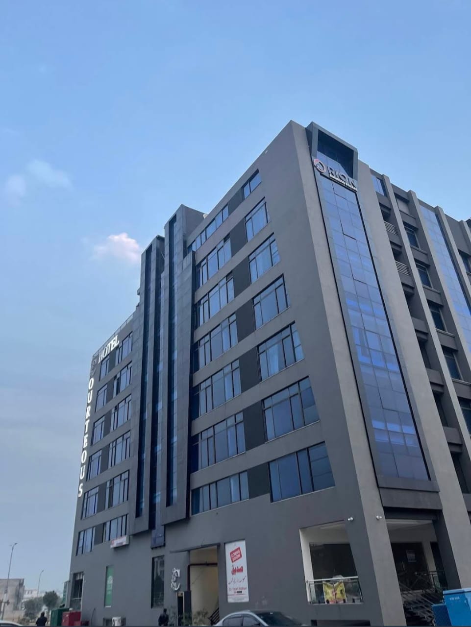hotel-img