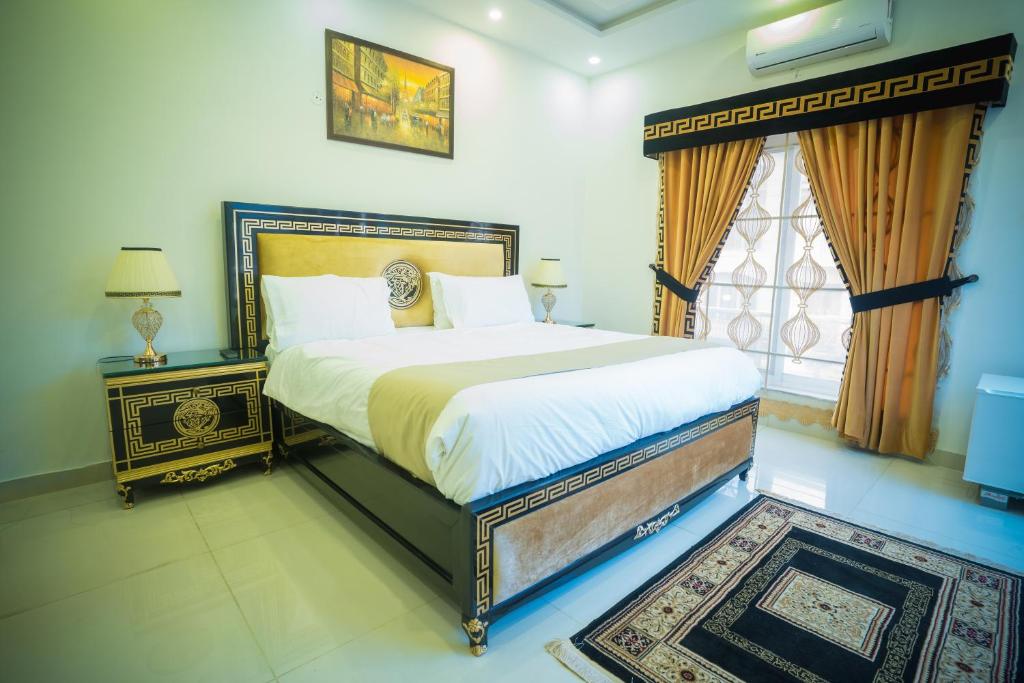 Canadian Inn Hotel Islamabad