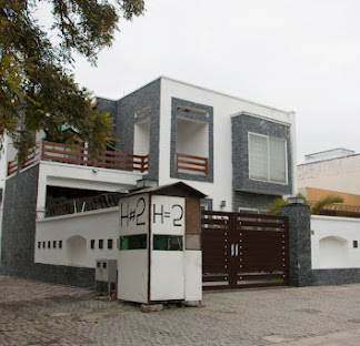 hotel-img