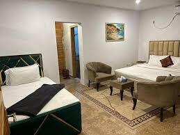 hotel-img