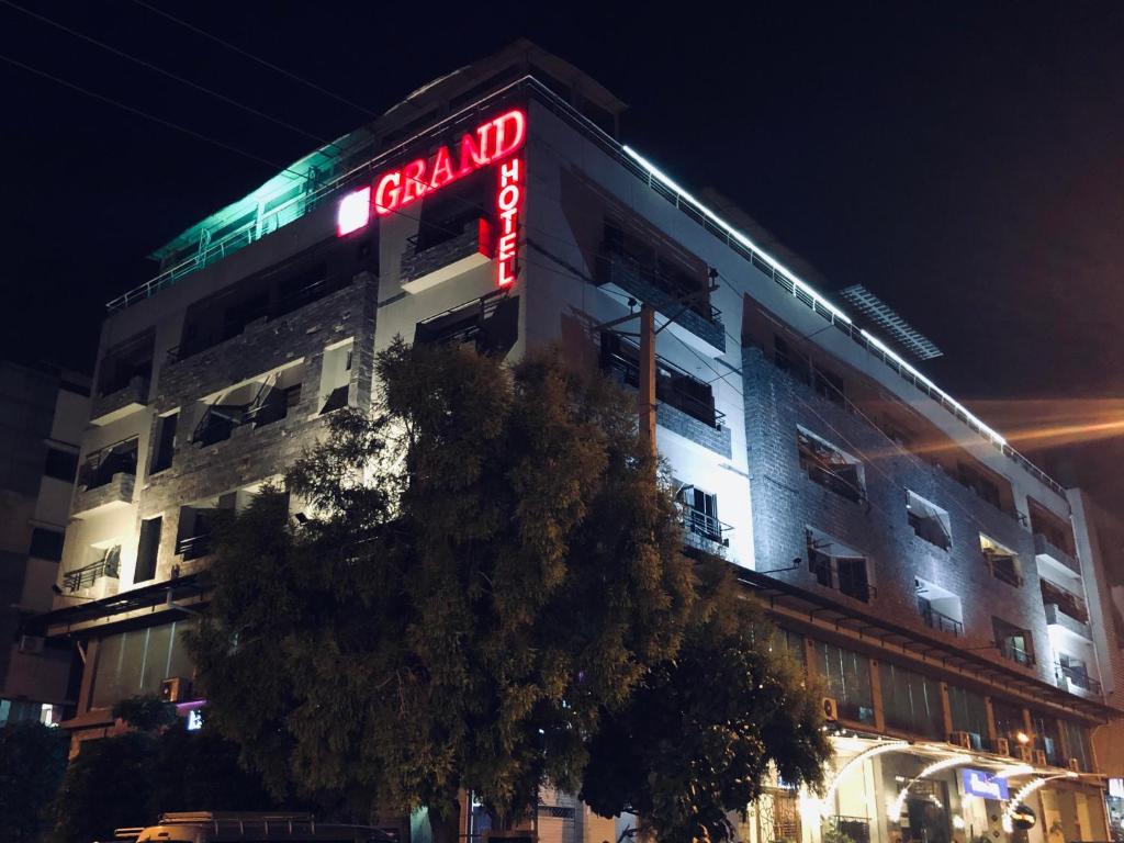 hotel-img
