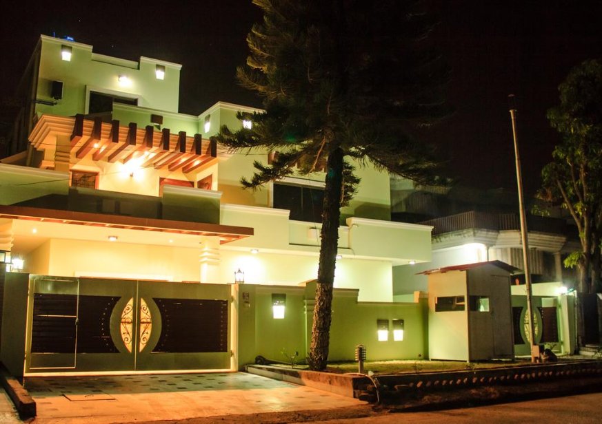 hotel-img