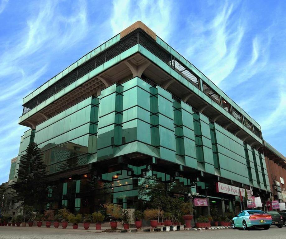 hotel-img