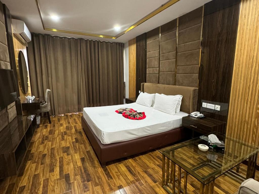 Hotel de Papae Islamabad