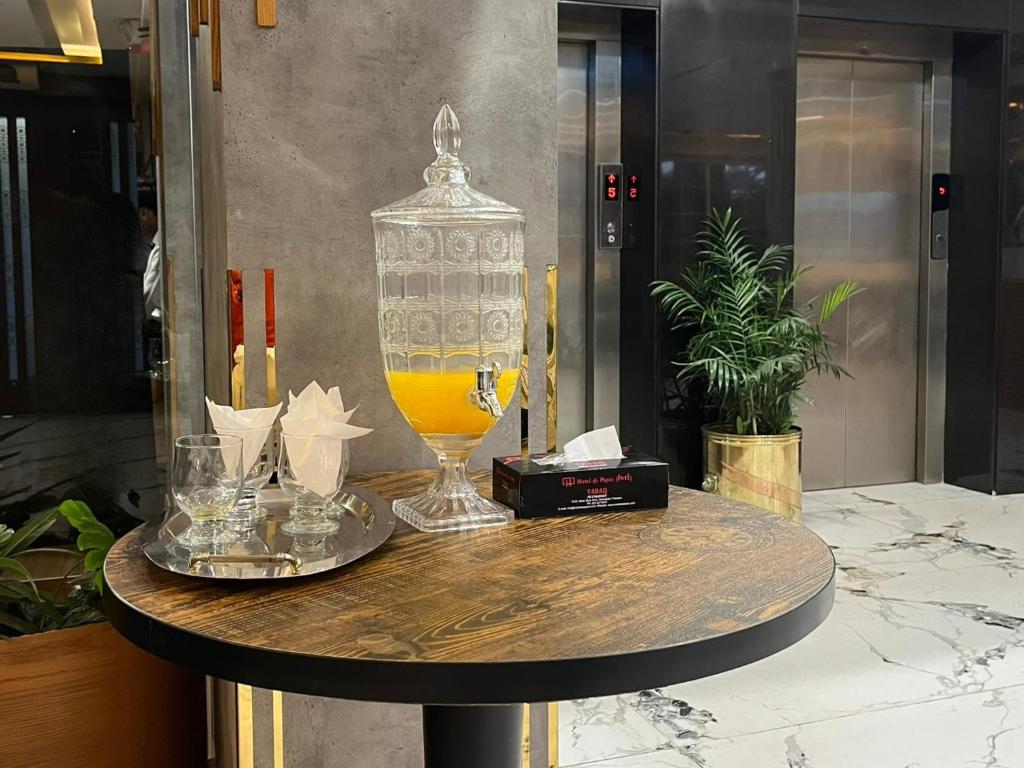 Hotel de Papae Islamabad