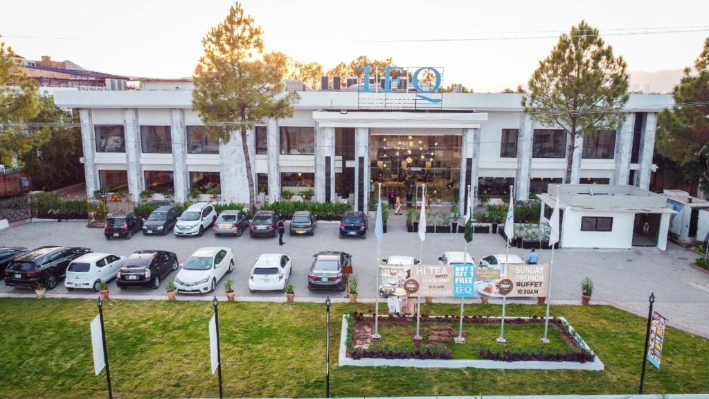 hotel-img