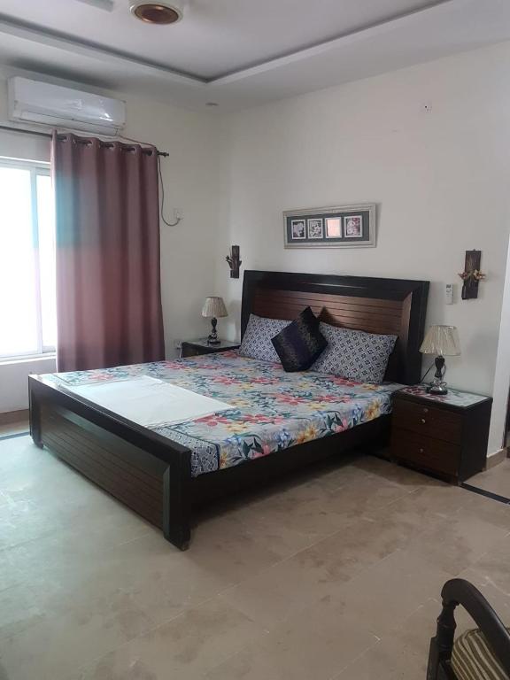 hotel-img