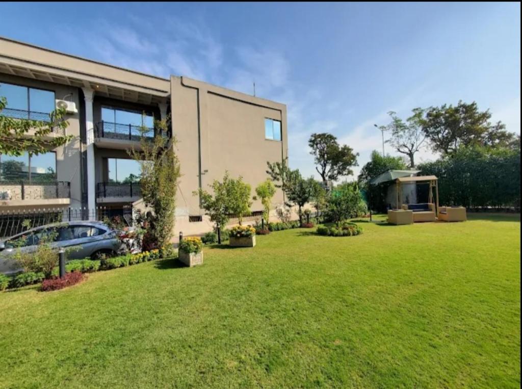 La Maison Hotel Islamabad