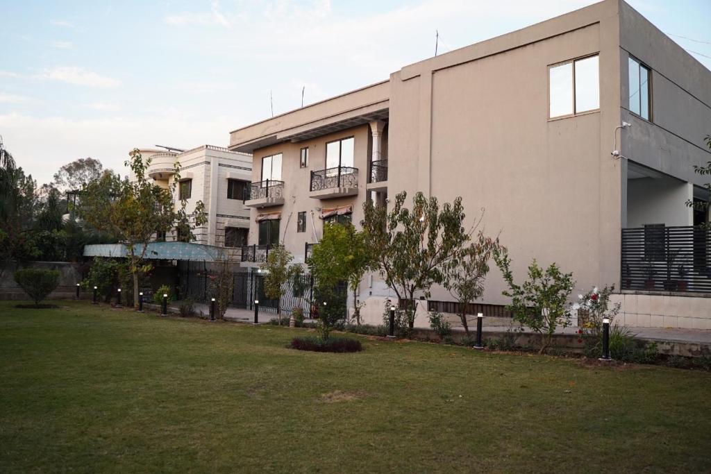 La Maison Hotel Islamabad