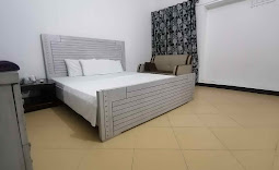 Lux lounge Guest House