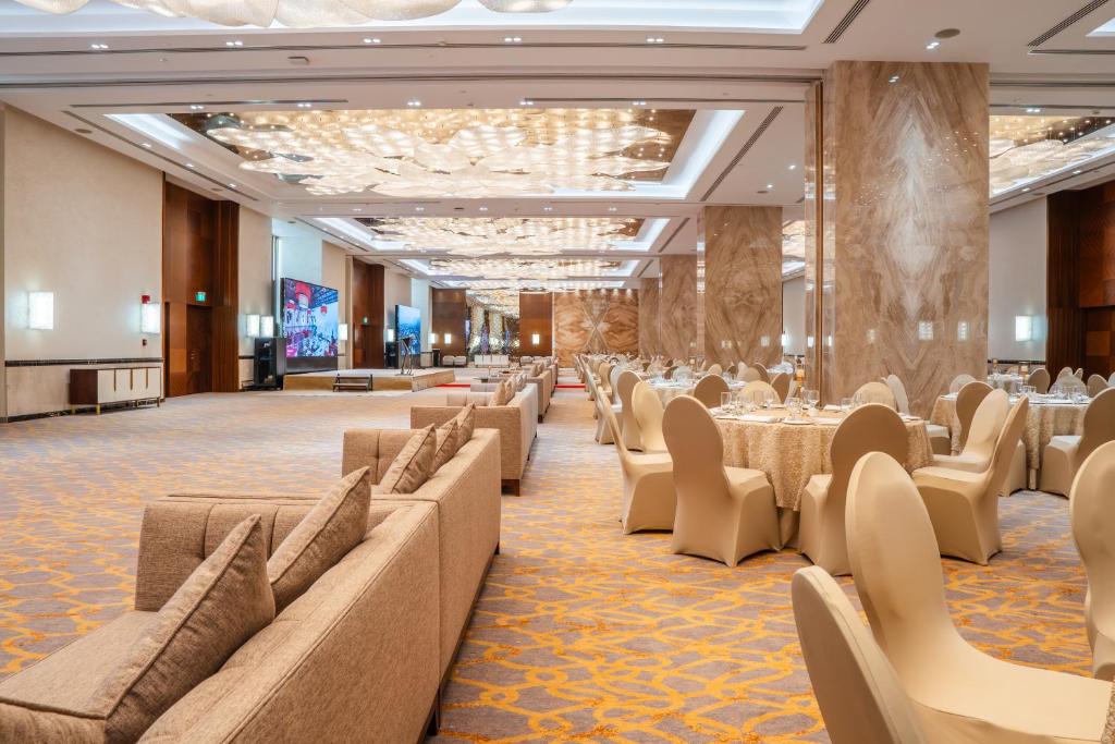 Movenpick Hotel Centaurus