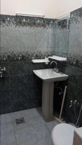 New Palace Guest House Islamabad