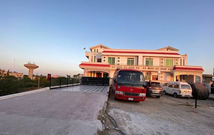 hotel-img