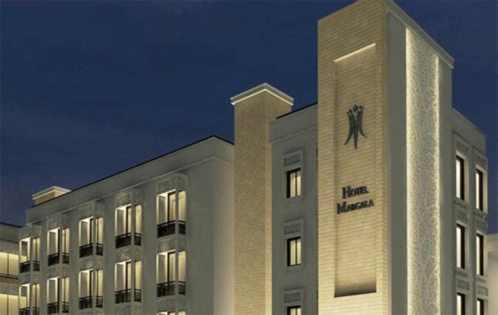 hotel-img