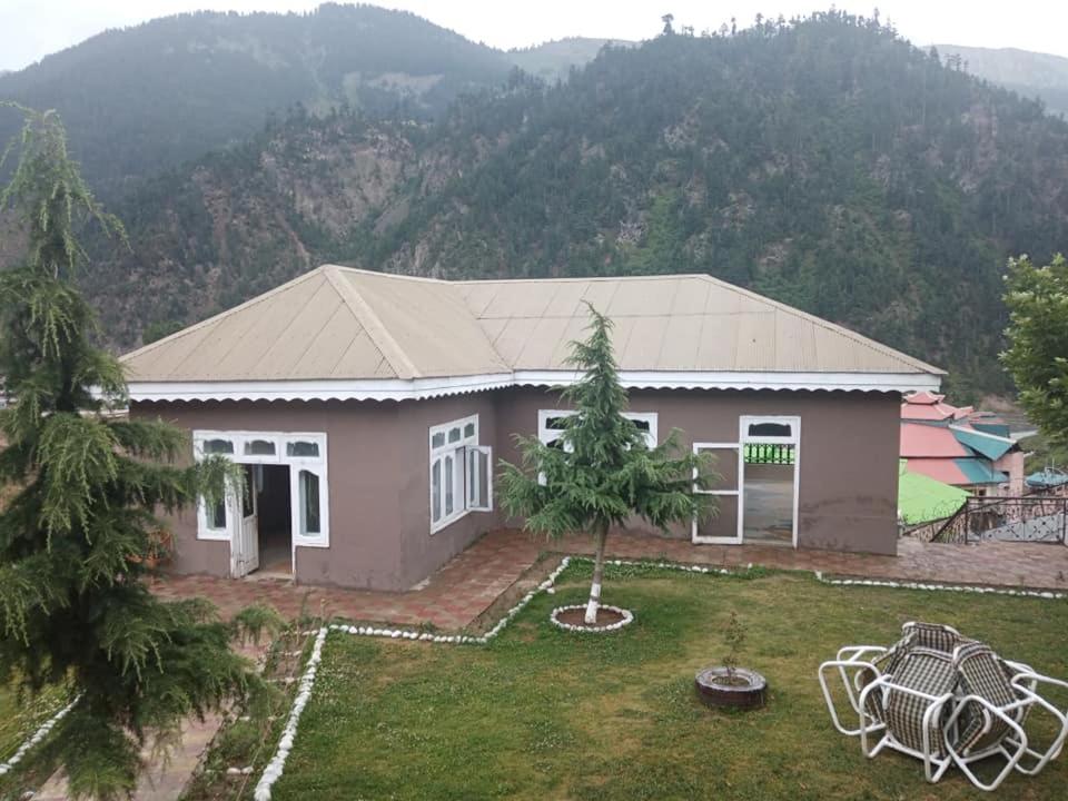 hotel-img