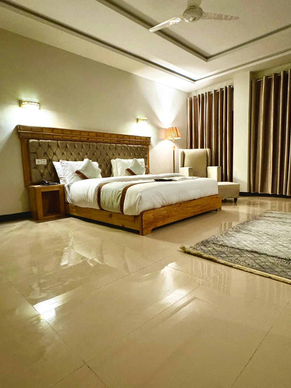 Royal Elite Hotel Kalam