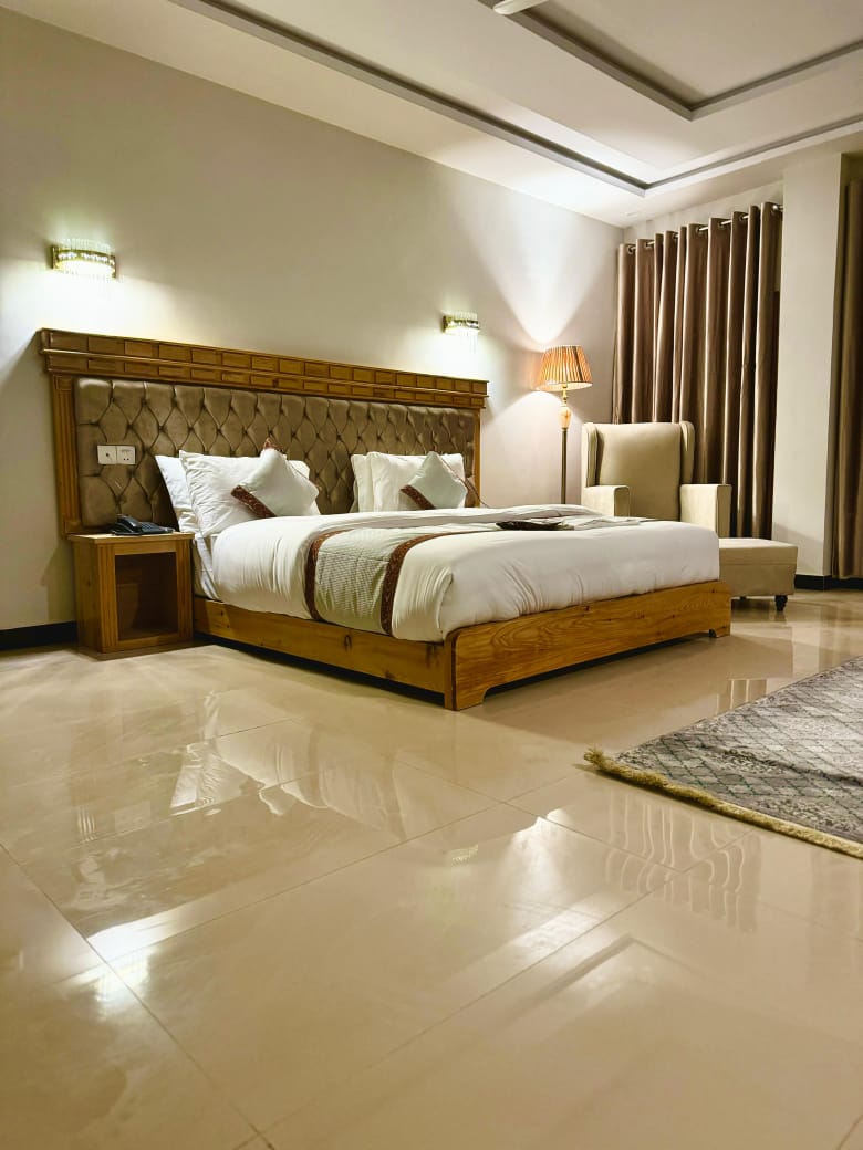 Royal Elite Hotel Kalam