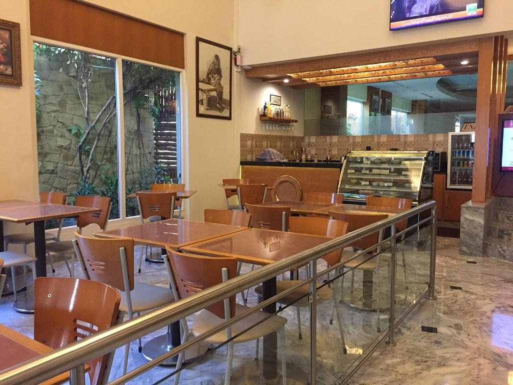 Embassy Inn Karachi