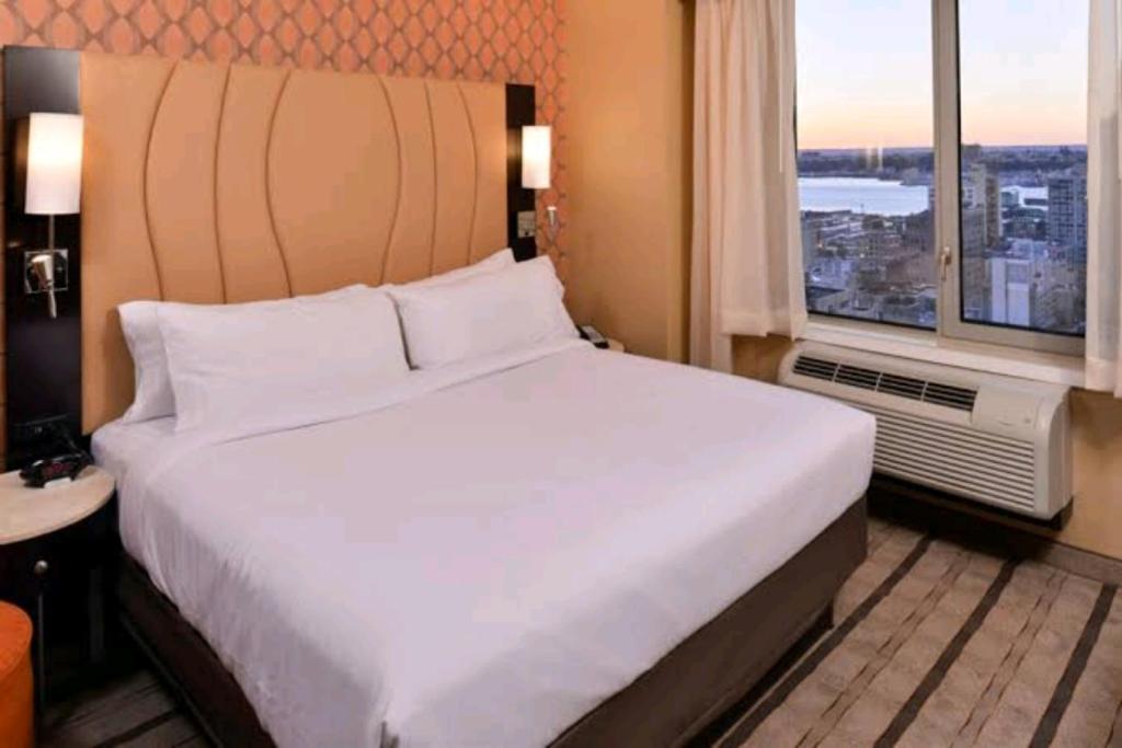 hotel-img
