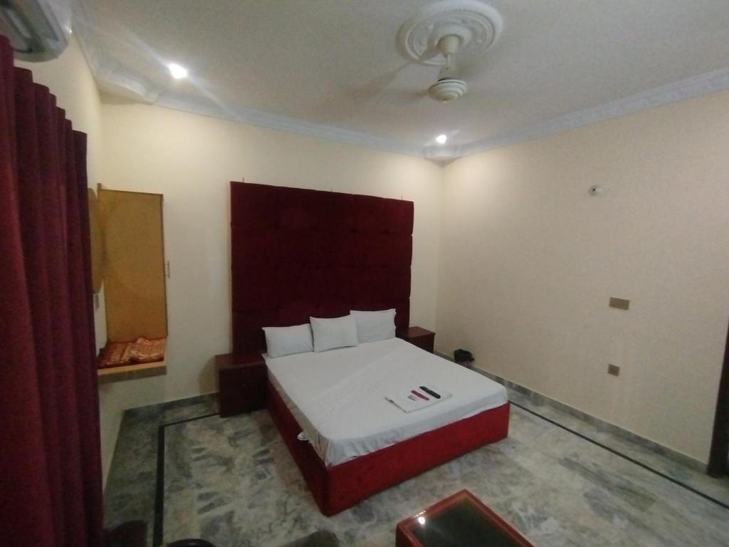 Hotel Crown Plaza Karachi