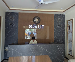 Hotel Skylit