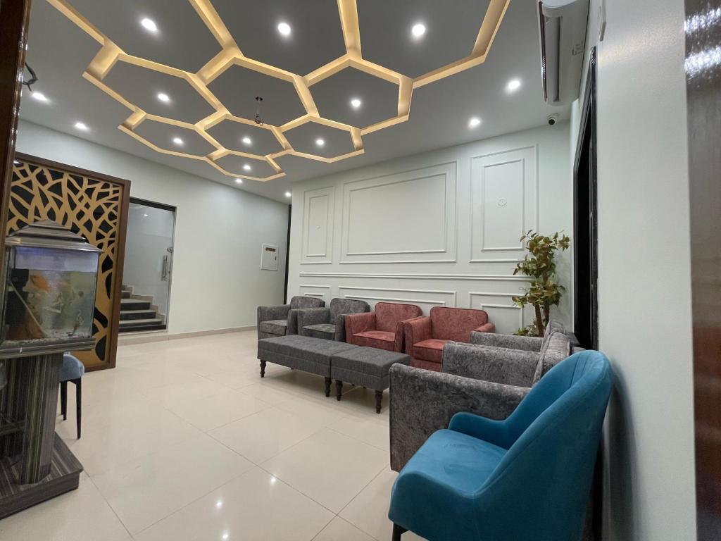 hotel-img