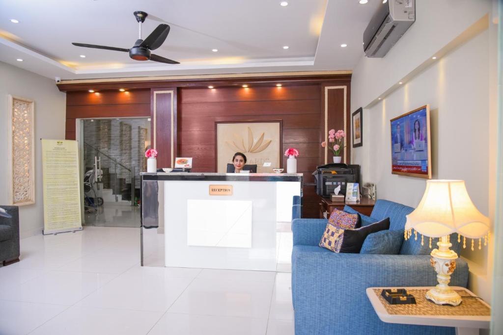 hotel-img