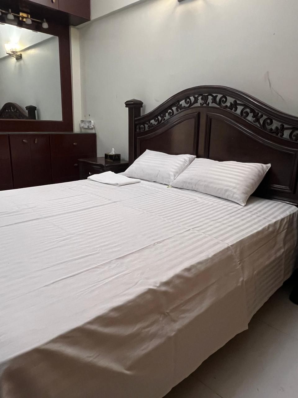 hotel-img
