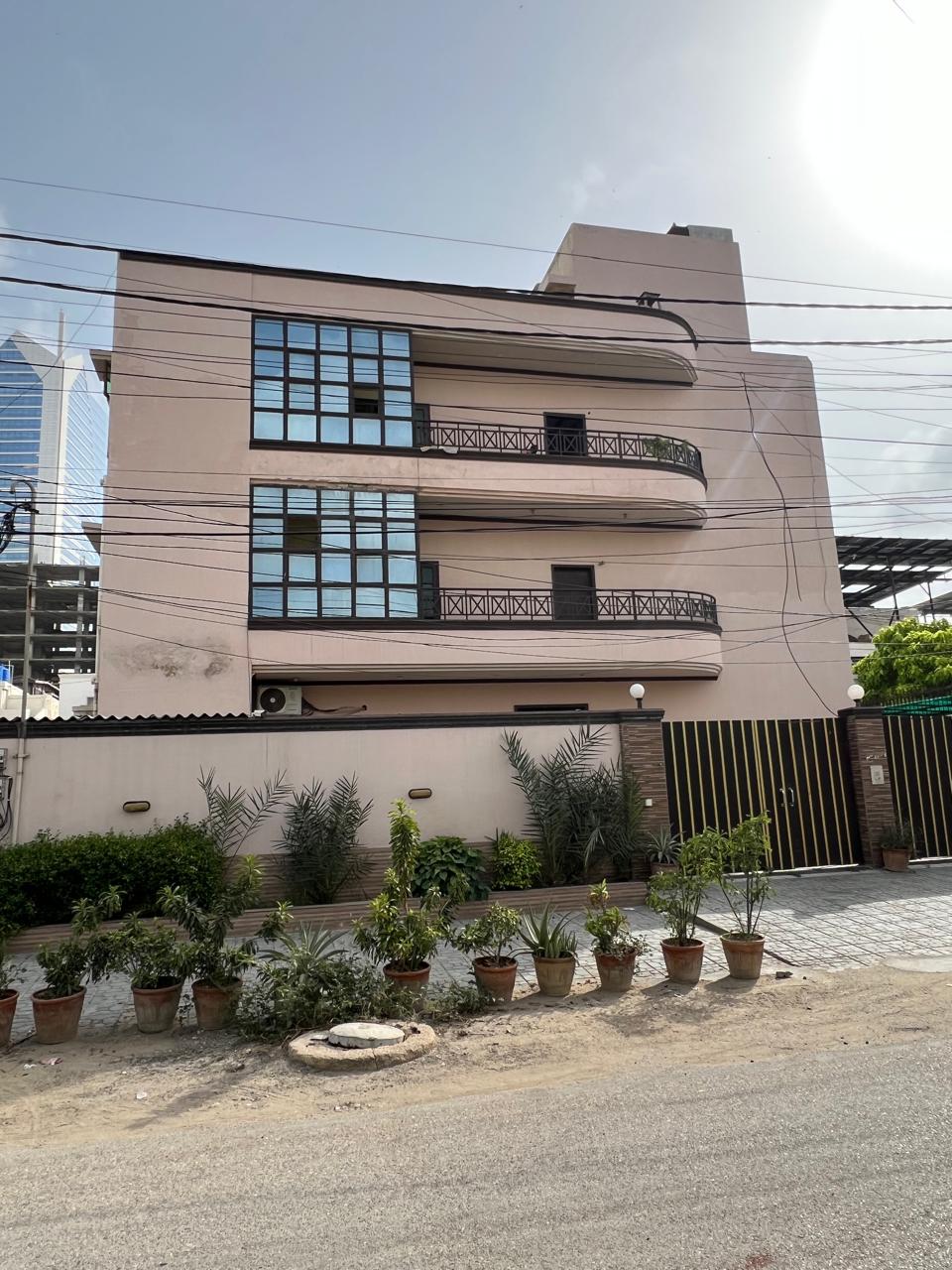 The Global Inn