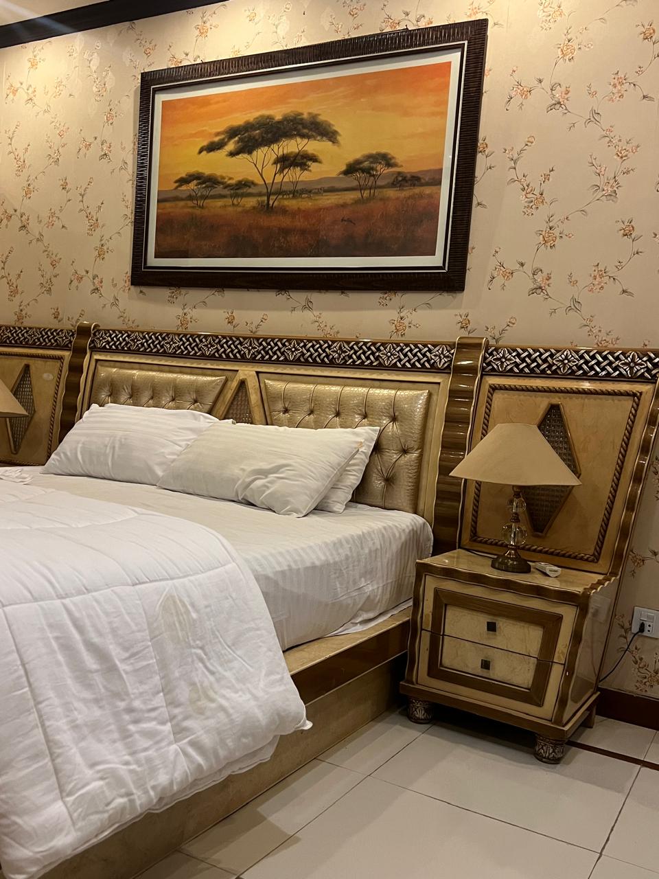 hotel-img