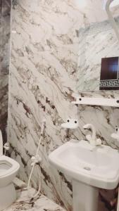 White Rose Guest House Karachi