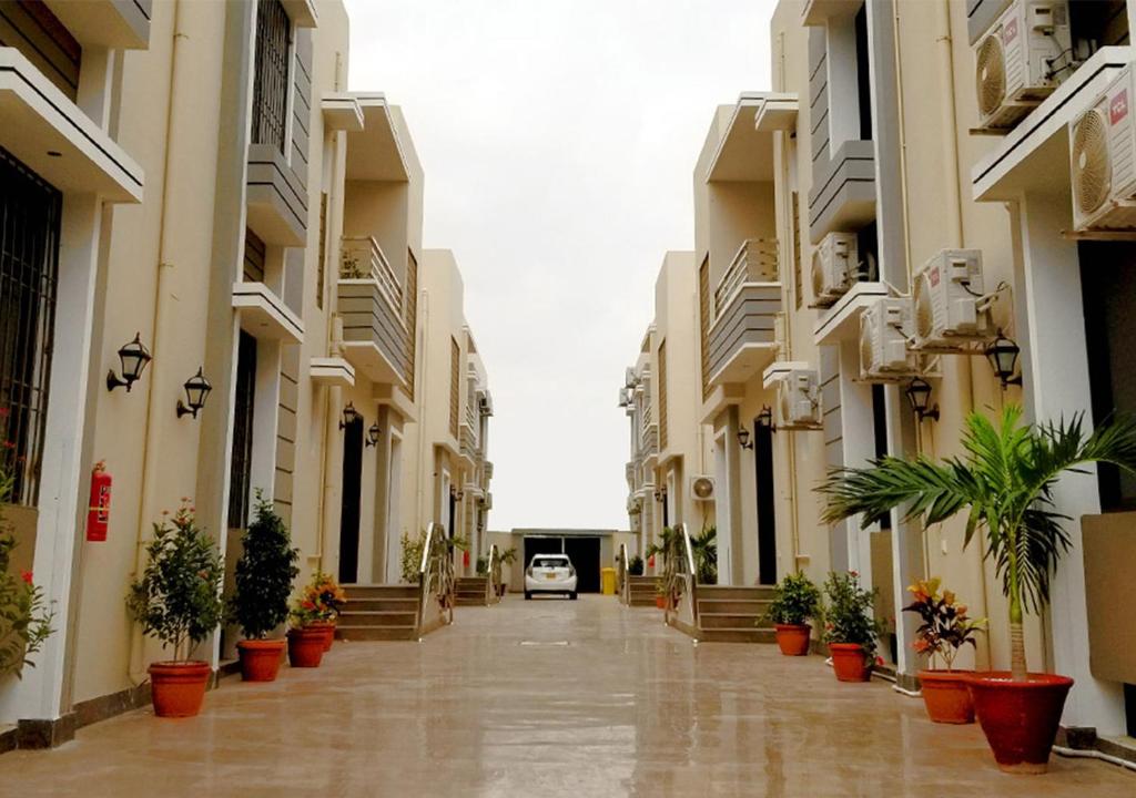 hotel-img