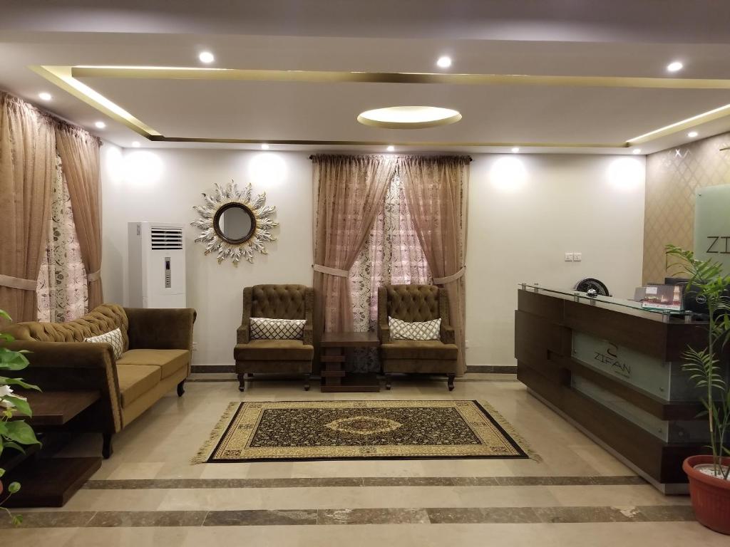 Zifan Hotel And Suites