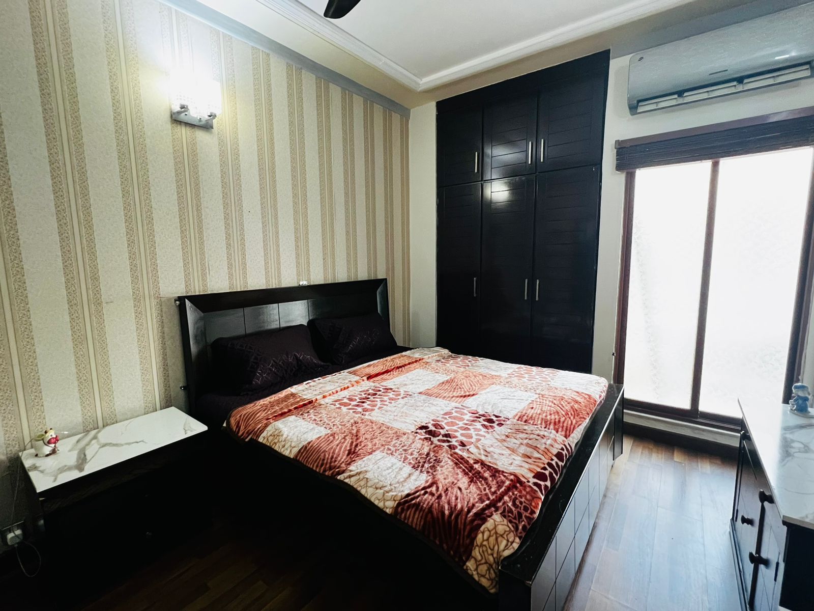 Air Avenue Luxury Apartments Lahore