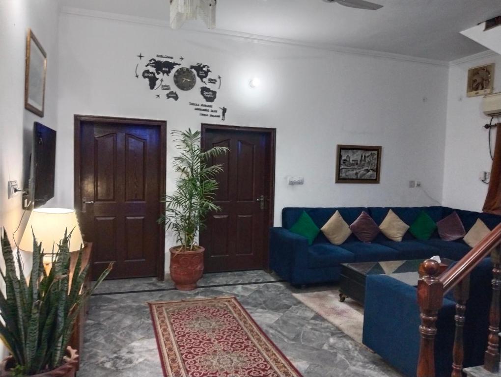 hotel-img